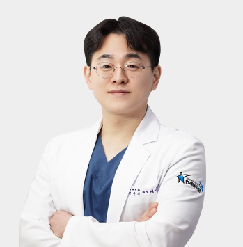 연세건우병원 발/발목 원장 서민규